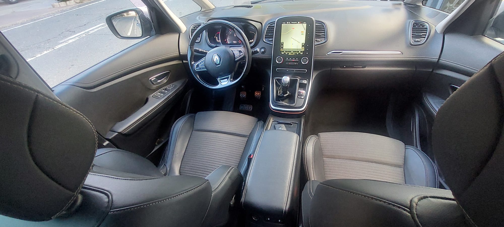 Renault Grand Scenic 1.7 dci 120cv miniatura 11
